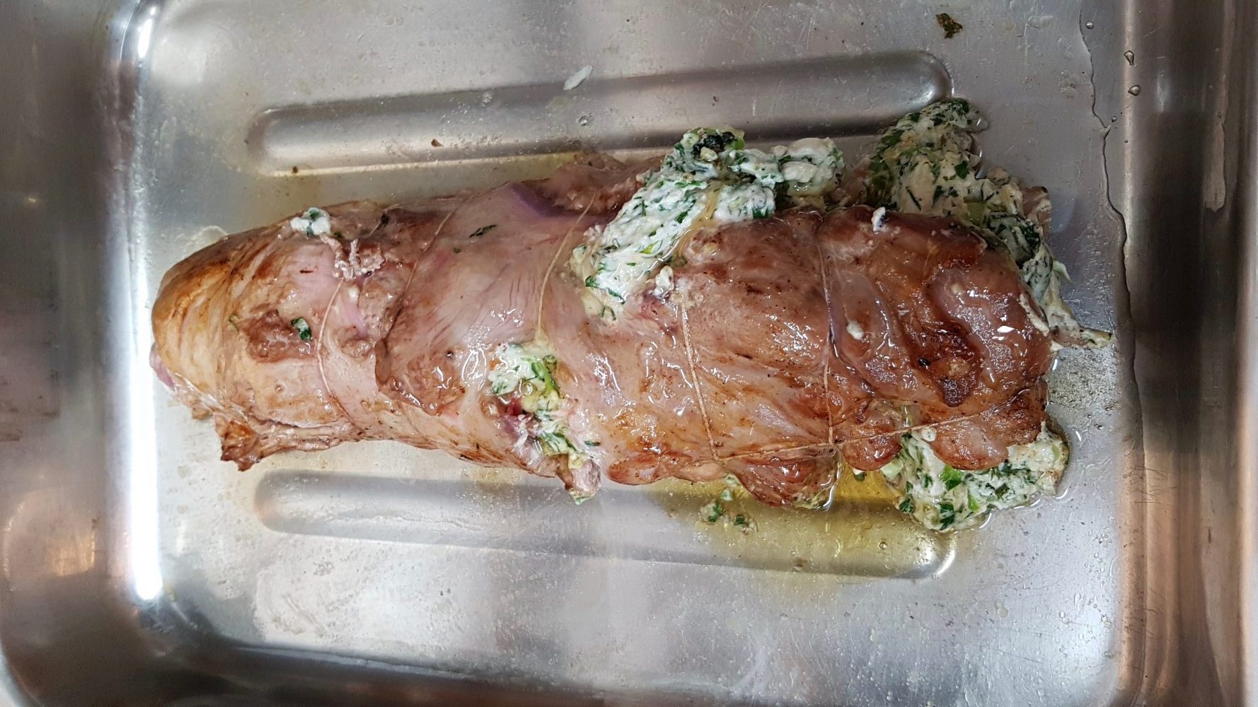 GIGOT D’AGNEAU EN ROTI