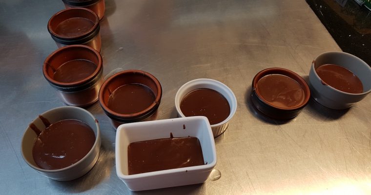 Petits pots de crème au chocolat