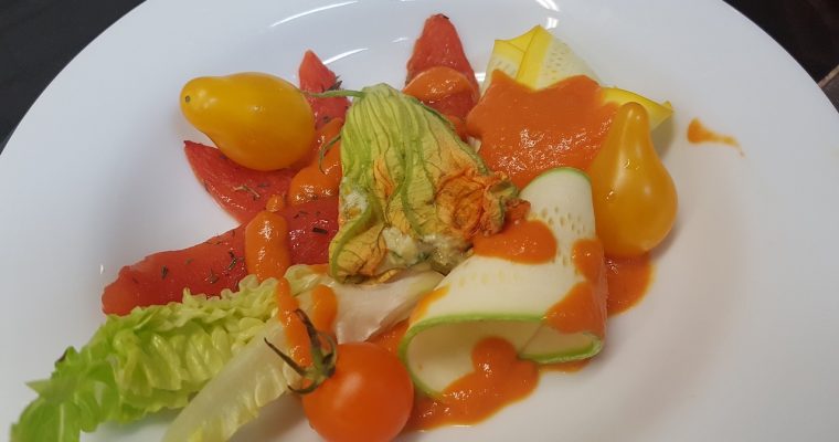 Fleurs de courgettes farcies et tomates confites