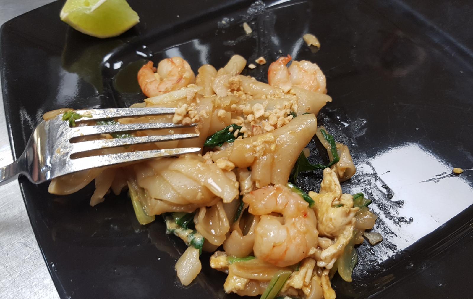 PAD SEE EW aux CREVETTES – Recette Thailandaise